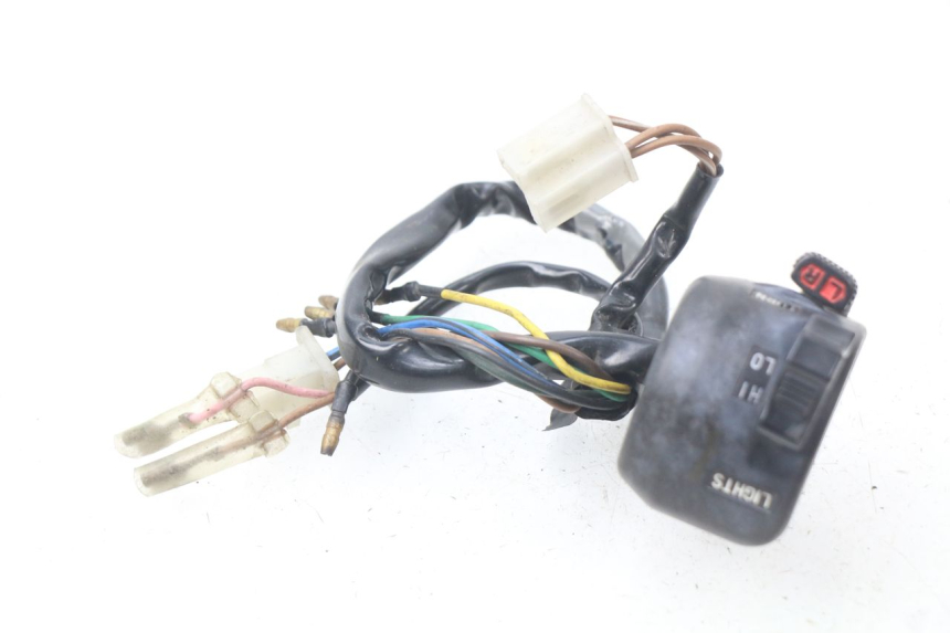 photo de INTERRUPTOR DE LUCES IZQUIERDO YAMAHA SR 125 (1996 - 2003)