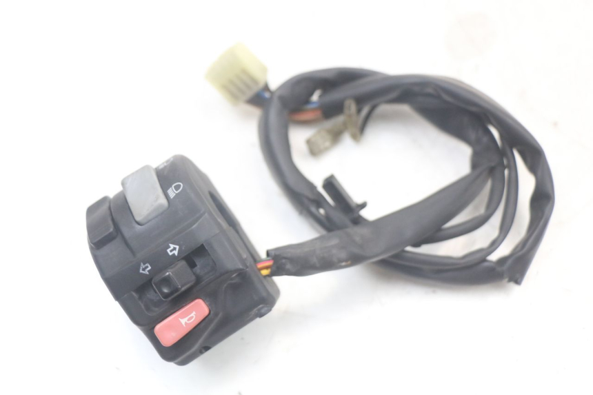 photo de INTERRUPTOR DE LUCES IZQUIERDO YAMAHA TDM ABS 900 (2002 - 2014)