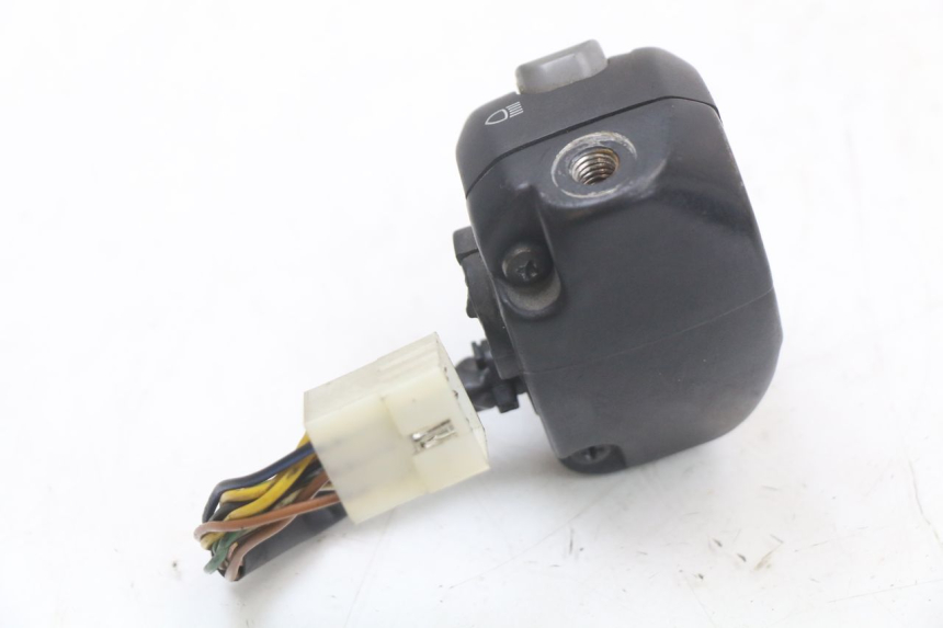 photo de INTERRUPTOR DE LUCES IZQUIERDO YAMAHA YP MAJESTY 125 (2002 - 2006)