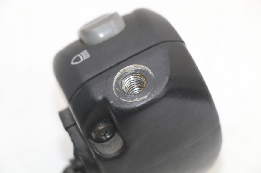 photo de INTERRUPTOR DE LUCES IZQUIERDO YAMAHA YP MAJESTY 125 (2002 - 2006)