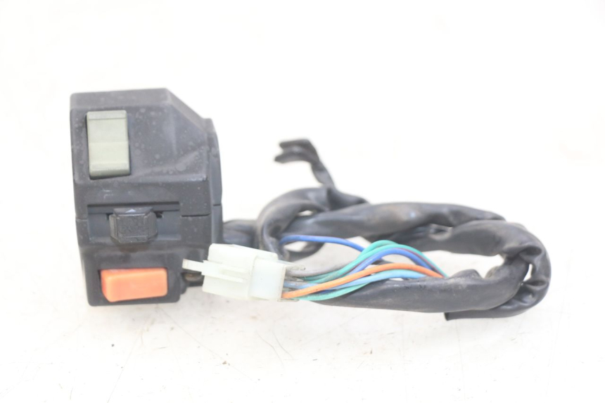 photo de INTERRUPTOR DE LUCES IZQUIERDO YAMASAKI RAPTOR 50 (2013 - 2018)