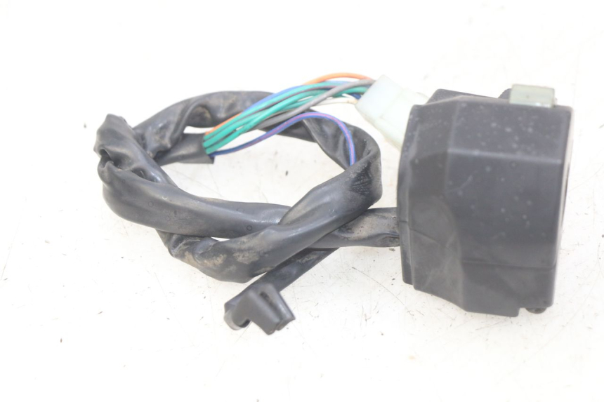photo de INTERRUPTOR DE LUCES IZQUIERDO YAMASAKI RAPTOR 50 (2013 - 2018)