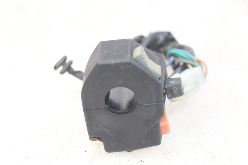 photo de INTERRUPTOR DE LUCES IZQUIERDO YAMASAKI RAPTOR 50 (2013 - 2018)