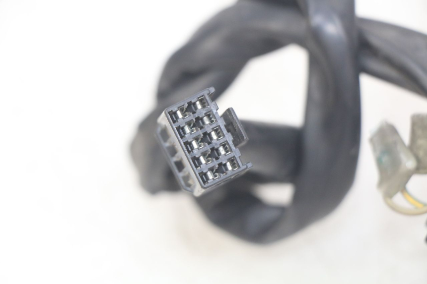 photo de INTERRUPTOR DE LUCES IZQUIERDO YAMAHA YP MAJESTY 400 (2004 - 2008)