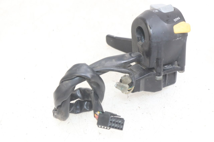 photo de INTERRUPTOR DE LUCES IZQUIERDO YAMAHA YP MAJESTY 400 (2004 - 2008)