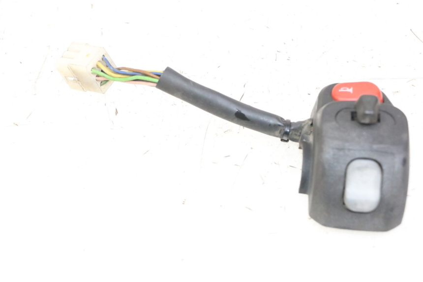 photo de INTERRUPTOR DE LUCES IZQUIERDO YAMAHA YP MAJESTY 125 (2002 - 2006)