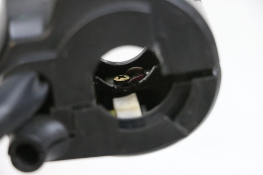 photo de CONMUTADOR IZQUIERDA KAWASAKI ZR 7 750 (1999 - 2001) - Zoom estado de uso