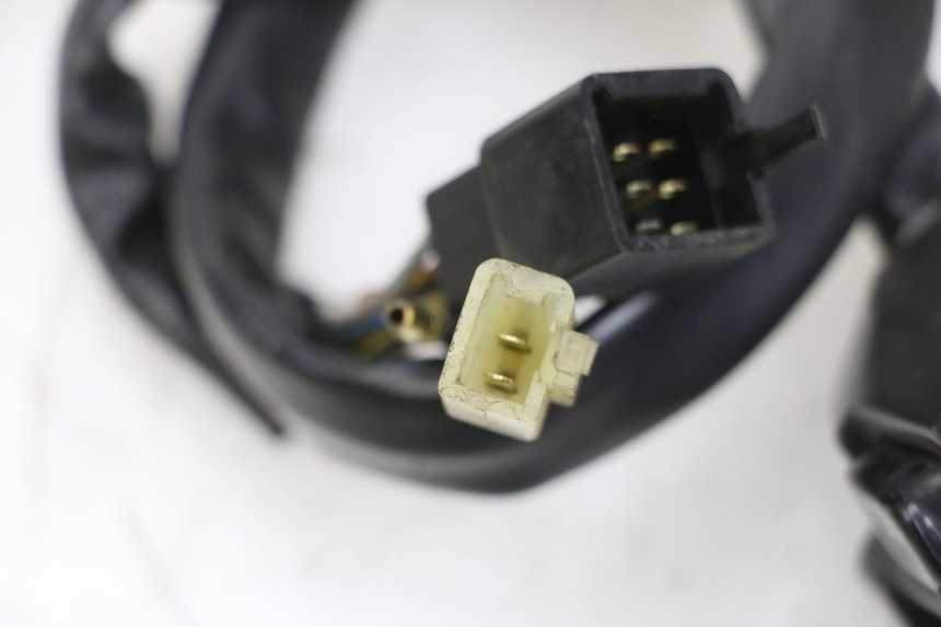 photo de CONMUTADOR IZQUIERDA KAWASAKI ZR 7 750 (1999 - 2001) - Otra perspectiva