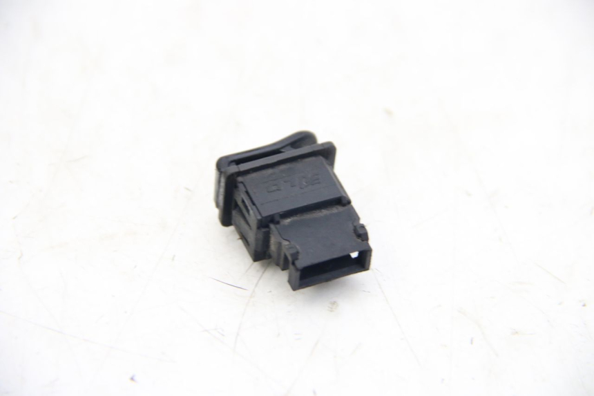 photo de CONMUTADOR DE CLAXON ECCITY ARTELEC 670 1 (2013 - 2017)