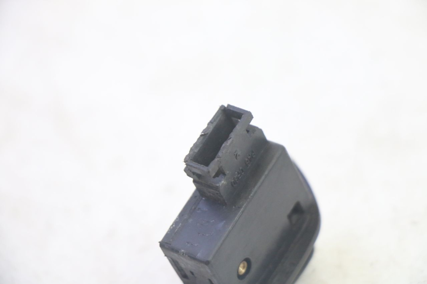 photo de CONMUTADOR DE CLAXON PEUGEOT DJANGO 4T 50 (2014 - 2019) - Vista general del producto