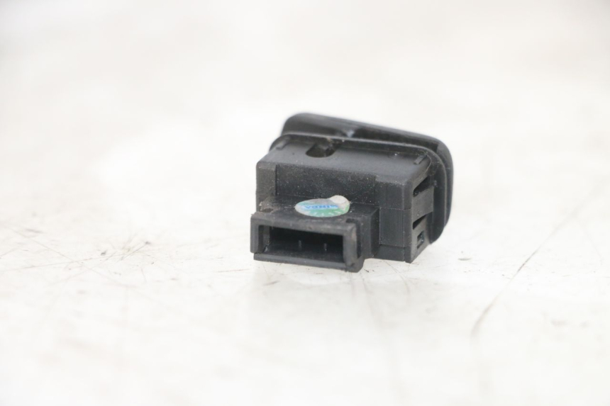 photo de CONMUTADOR CLAXON PIAGGIO MP3 LT 300 (2010 - 2016)