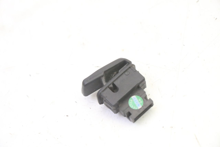 photo de CONMUTADOR DE CLAXON PIAGGIO MP3 RL 250 (2007 - 2010)