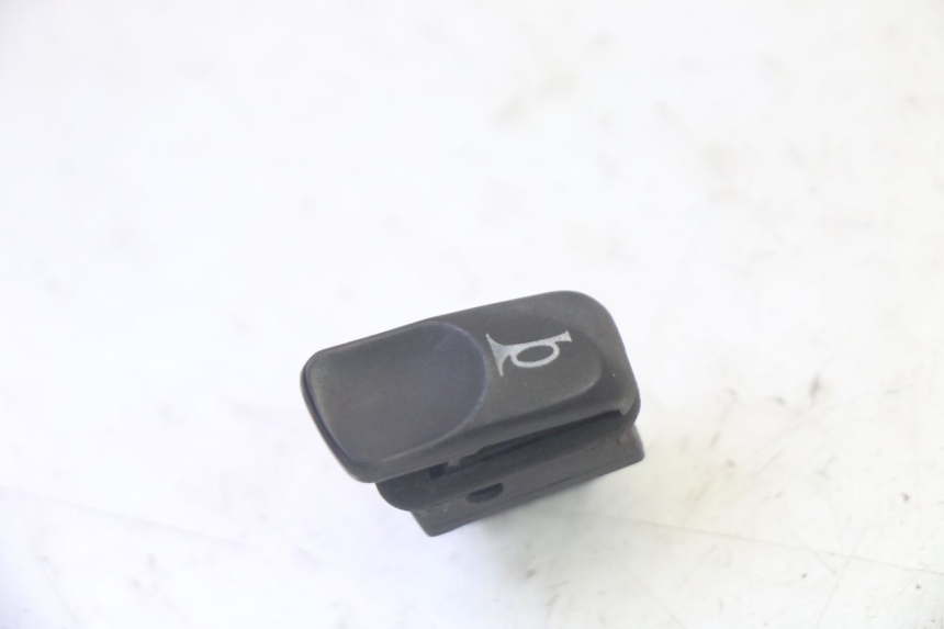 photo de CONMUTADOR DE CLAXON PIAGGIO MP3 RL 250 (2007 - 2010)