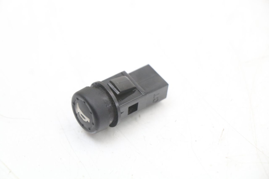 photo de CONMUTADOR CLAXON PIAGGIO FLY 4T 50 (2004 - 2010)
