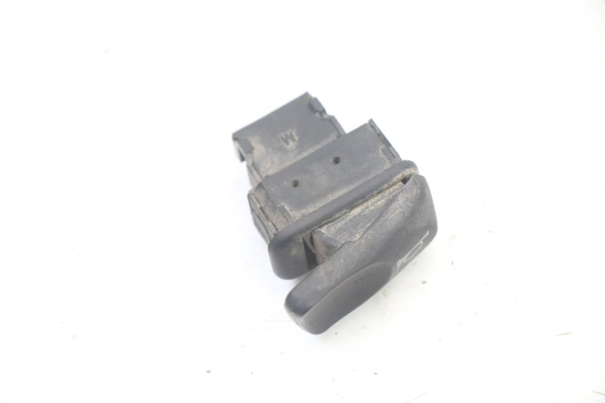 photo de CONMUTADOR DE CLAXON PIAGGIO MP3 LT 400 (2007 - 2012)