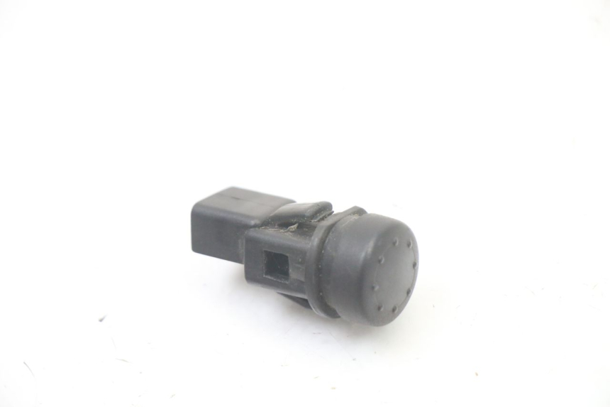 photo de CONMUTADOR DE CLAXON PIAGGIO VESPA GRANTURISMO 125 (2003 - 2007)
