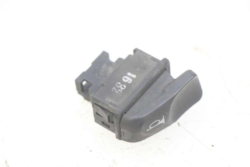 photo de CONMUTADOR DE CLAXON PIAGGIO VESPA LX 2T 50 (2005 - 2013)