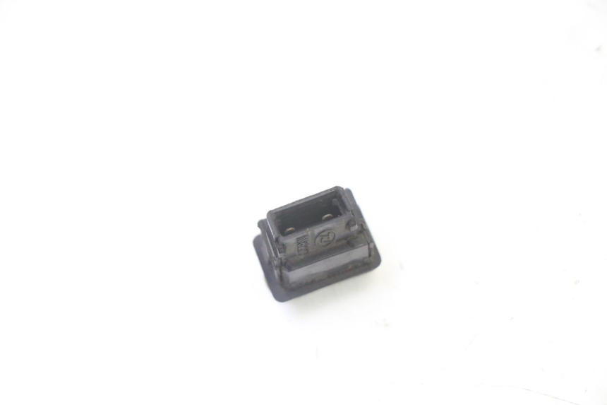 photo de COMANDO DE CLAXON PEUGEOT SPEEDAKE 50 (1995 - 1997)