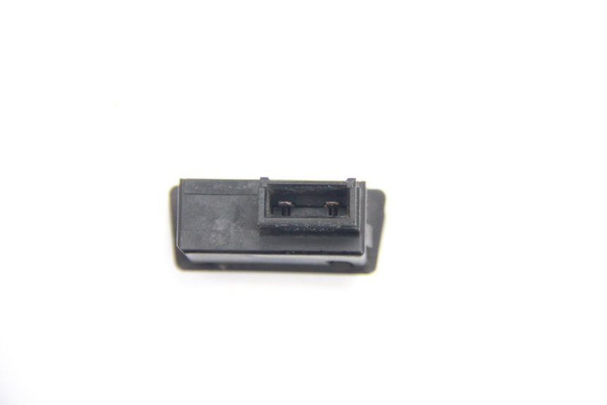 photo de CONMUTADOR CLAXON PEUGEOT SV 80 (1993 - 1997)