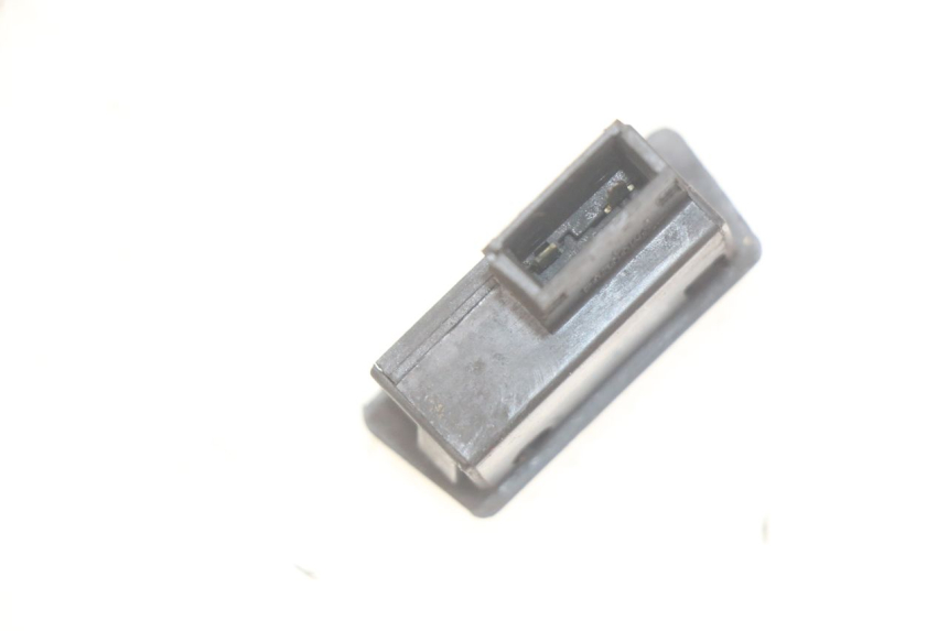 photo de CONMUTADOR DE CLAXON PEUGEOT TWEET 4T 50 (2018 - 2020)