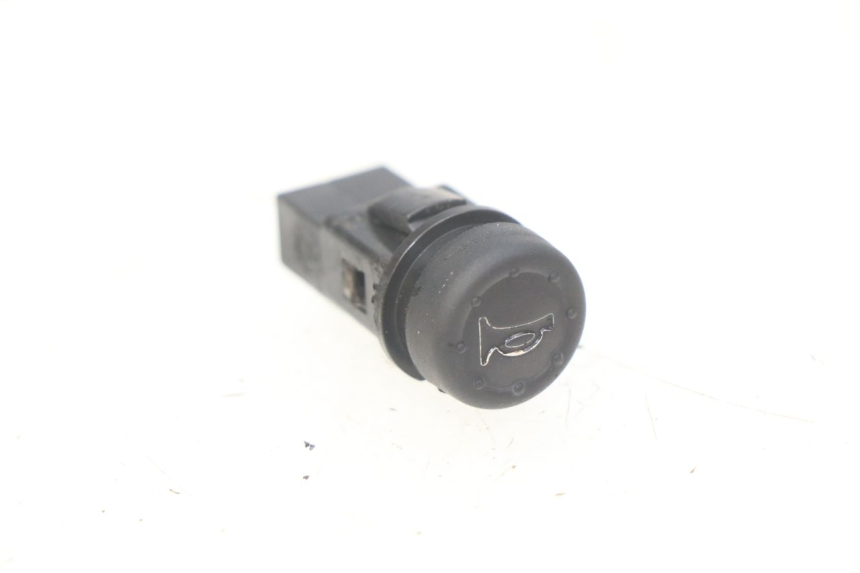 photo de CONMUTADOR DE CLAXON PIAGGIO ZIP 4T 50 (2018 - 2020)