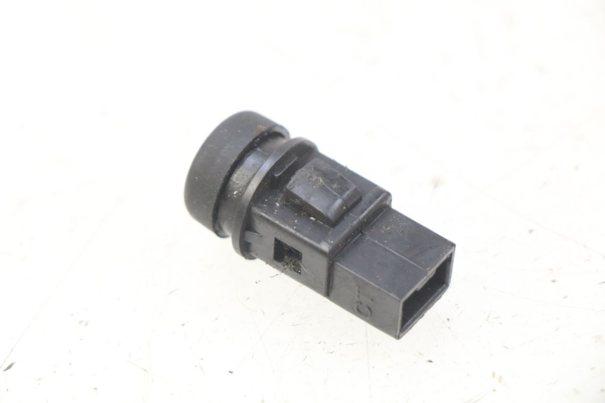 photo de CONMUTADOR DE CLAXON PIAGGIO ZIP 4T 50 (2018 - 2020)