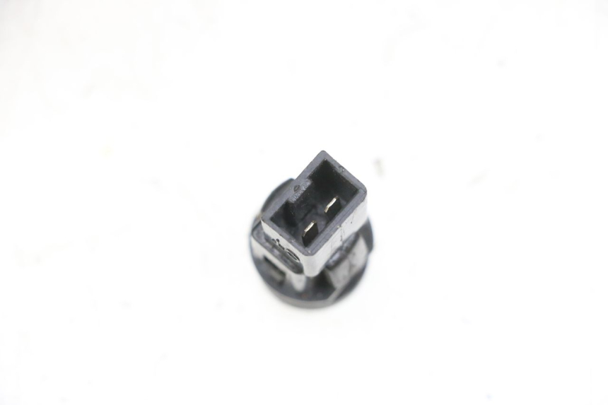 photo de CONMUTADOR DE CLAXON PIAGGIO ZIP 4T 50 (2018 - 2020) - Detalle de la pieza