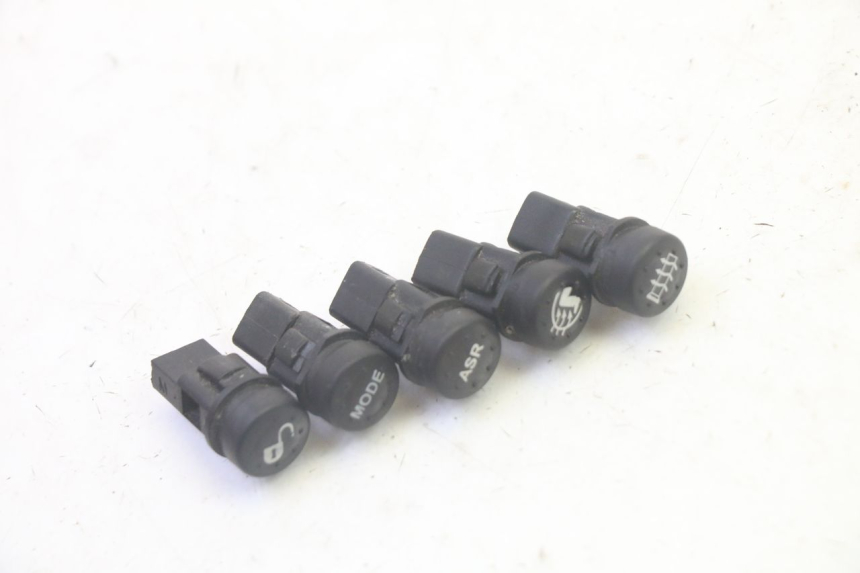 photo de CONMUTADOR PIAGGIO MP3 HPE 350 (2018 - 2020) - Zoom estado de uso