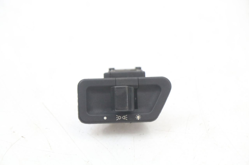 photo de INTERRUPTOR DE LUZ DE FARO. HONDA FES PANTHEON 2T 125 (1998 - 2002)