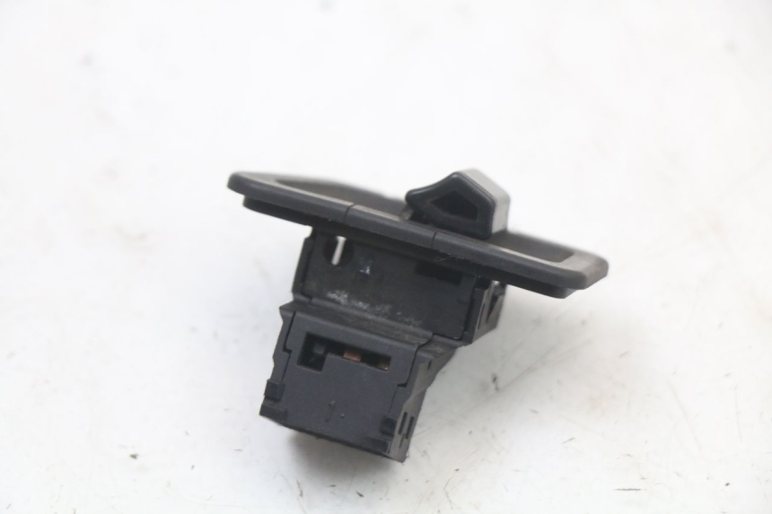 photo de CONMUTADOR LUCES HONDA NES AROBASE 125 (2000 - 2003)