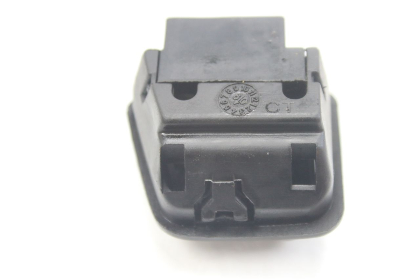 photo de INTERRUPTOR DE LUZ PIAGGIO ZIP 2T 50 (2009 - 2019)