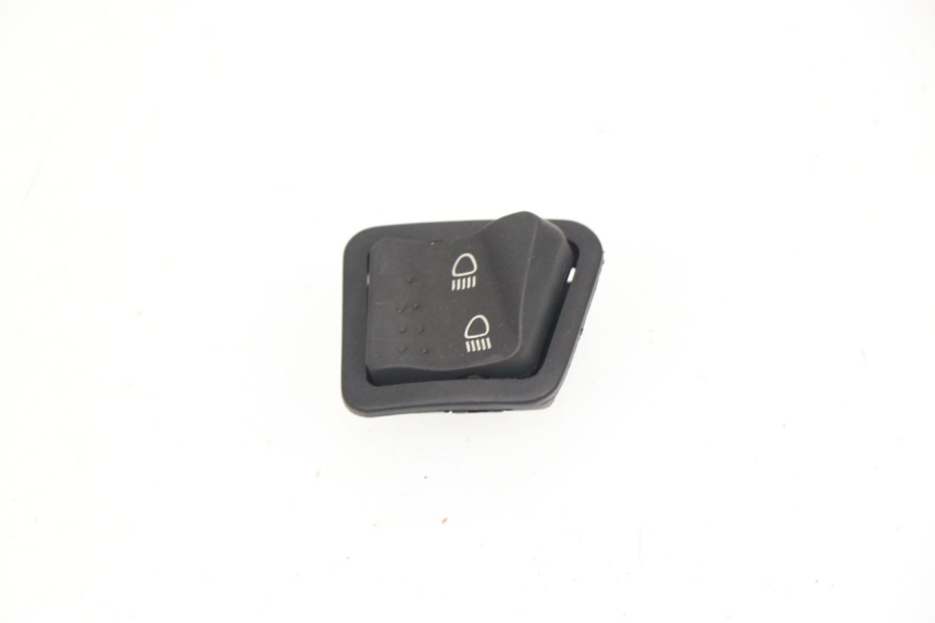 photo de INTERRUPTOR DE LUZ PIAGGIO ZIP 2T 50 (2009 - 2019)