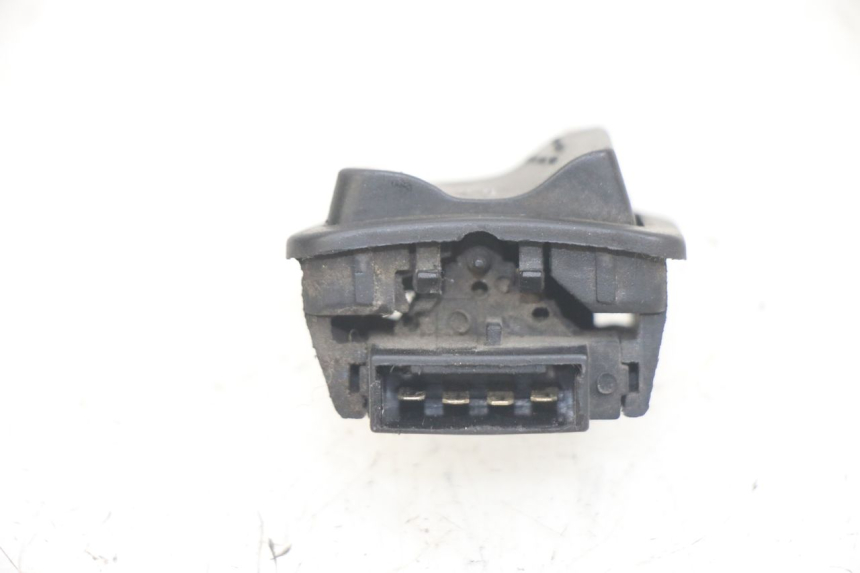 photo de INTERRUPTOR DE LUZ ALTA APRILIA SR 2T 50 (2012 - 2017)