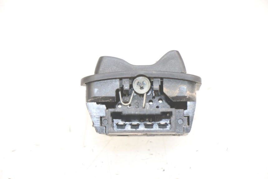 photo de INTERRUPTOR DE LUZ ALTA APRILIA SXR 50 (2021 - 2023)