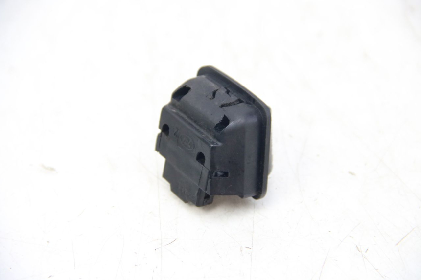 photo de INTERRUPTOR DE LUZ ALTA APRILIA ATLANTIC 125 (2003 - 2009)