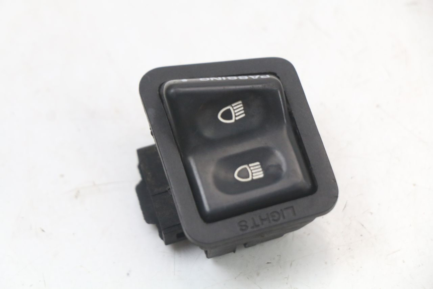 photo de CONMUTADOR LUCES SYM FIDDLE 3 III 50 (2014 - 2020)