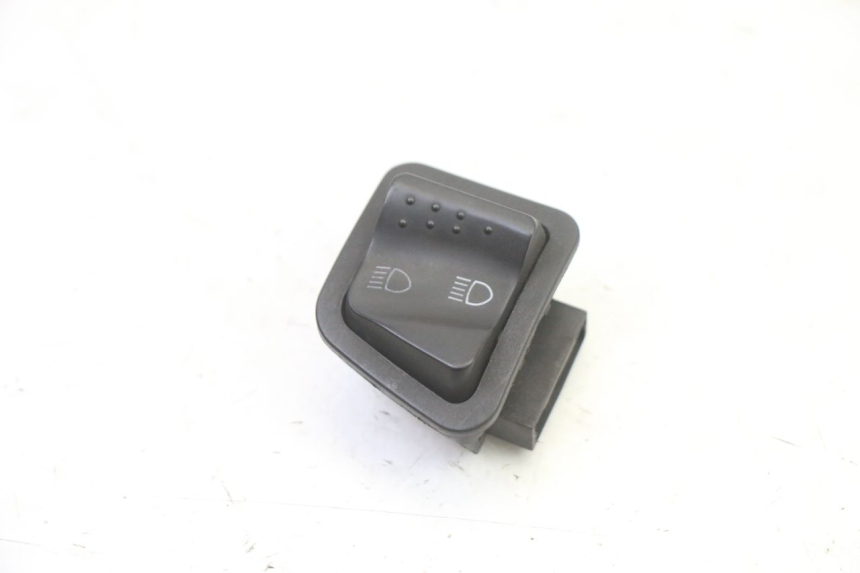 photo de CONMUTADOR LUCES PIAGGIO LIBERTY 4T 50 (2009 - 2015)