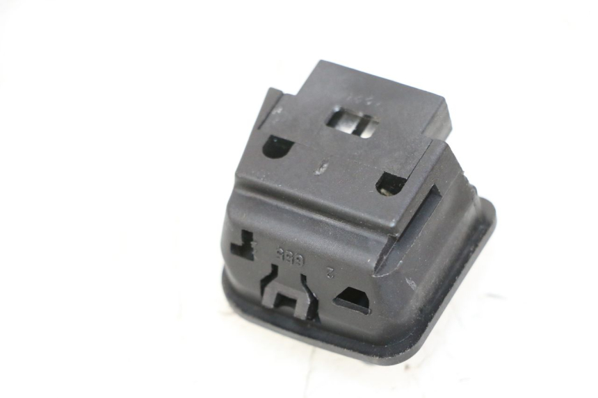 photo de CONMUTADOR LUCES PIAGGIO MP3 HPE 310 (2024 - 2025)