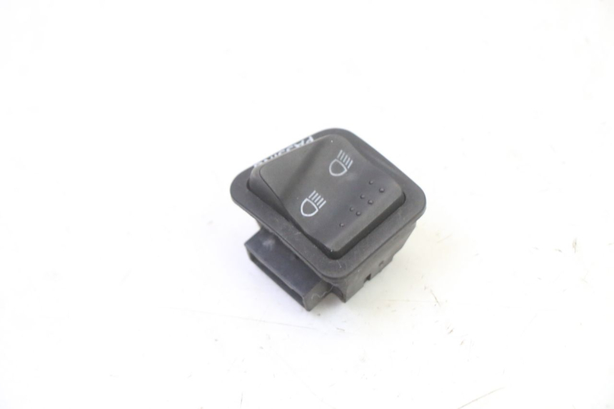 photo de INTERRUPTOR DE LUZ ALTA PIAGGIO MP3 RL 250 (2007 - 2010)