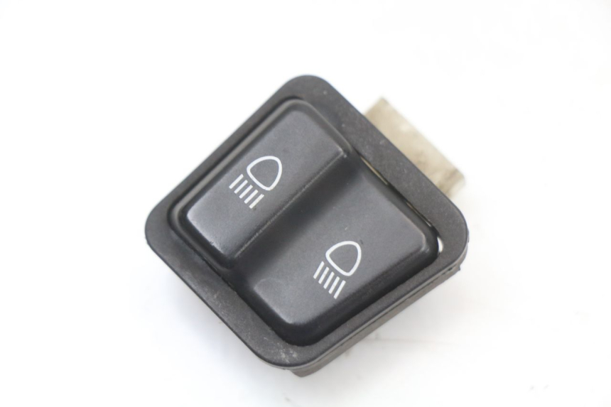 photo de INTERRUPTOR DE LUZ ALTA HONDA NHX LEAD 110 (2008 - 2010)