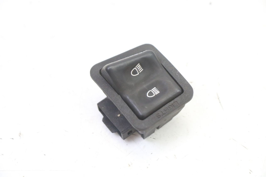 photo de INTERRUPTOR DE LUZ ALTA SYM ORBIT 2 4T 50 (2008 - 2017)