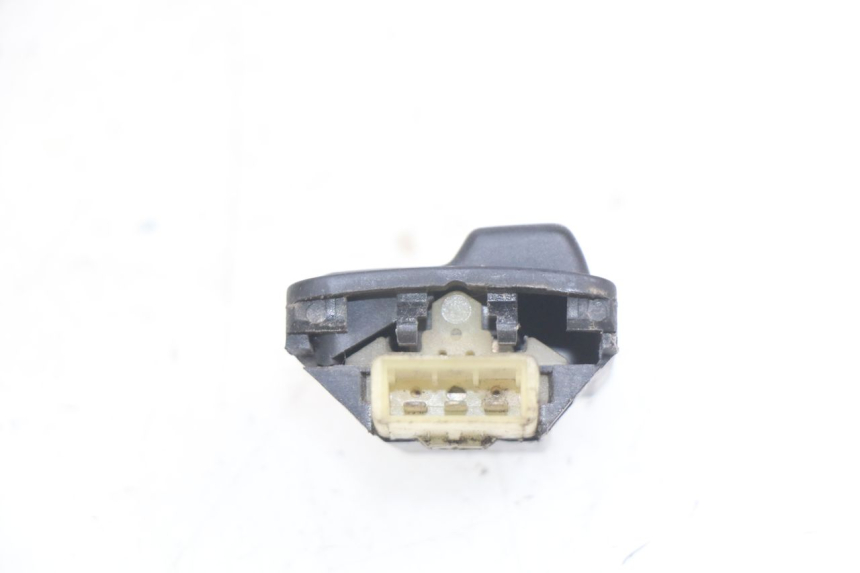 photo de INTERRUPTOR DE LUZ ALTA PEUGEOT SV 125 (1991 - 1994)