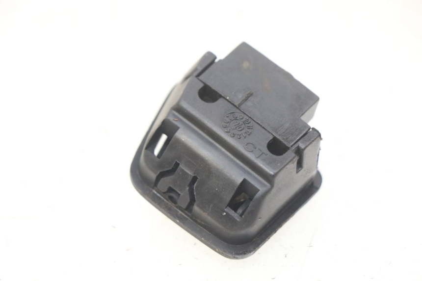 photo de INTERRUPTOR DE LUZ ALTA PIAGGIO FLY 100 (2006 - 2010)