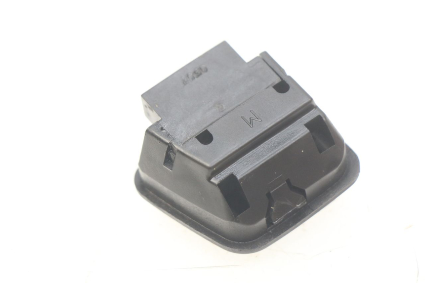 photo de INTERRUPTOR DE LUZ ALTA PIAGGIO LIBERTY 4T 50 (2004 - 2008)