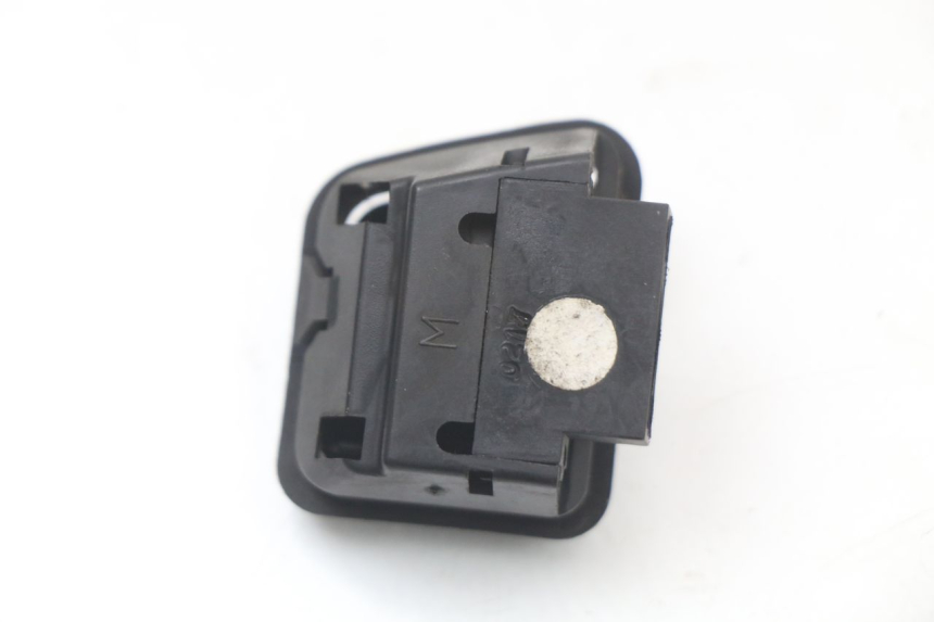 photo de INTERRUPTOR DE LUZ ALTA PIAGGIO LIBERTY 4T 50 (2004 - 2008)