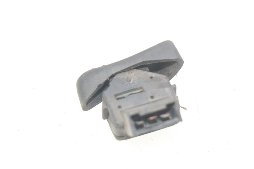 photo de INTERRUPTOR DE LUZ ALTA PIAGGIO VESPA LX 125 (2005 - 2010)