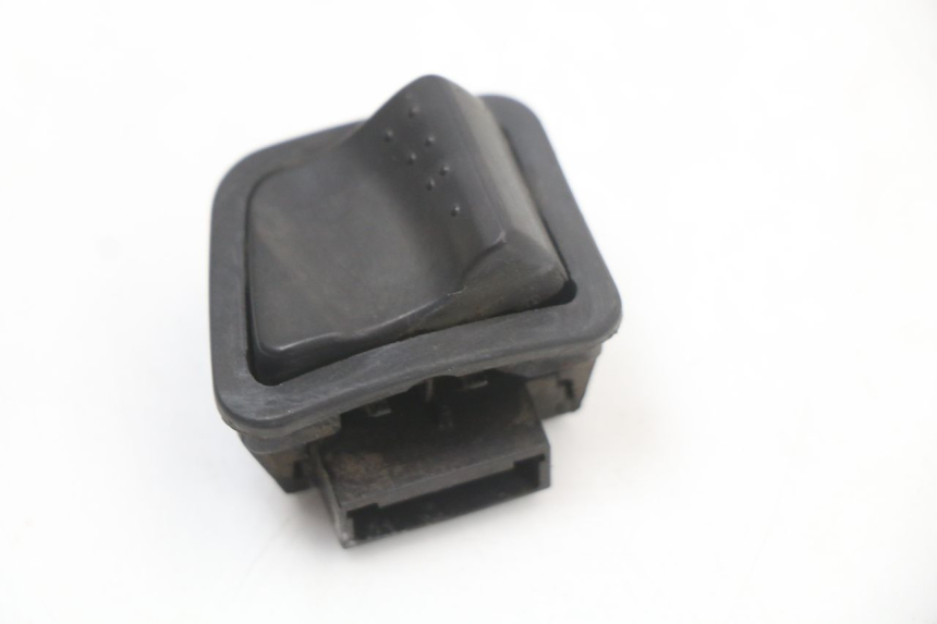 photo de INTERRUPTOR DE LUZ ALTA PIAGGIO X8 125 (2004 - 2007)