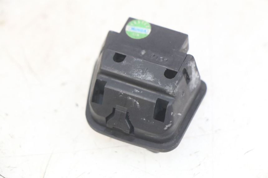 photo de INTERRUPTOR DE LUZ ALTA PIAGGIO XEVO - X EVO 125 (2007 - 2016)