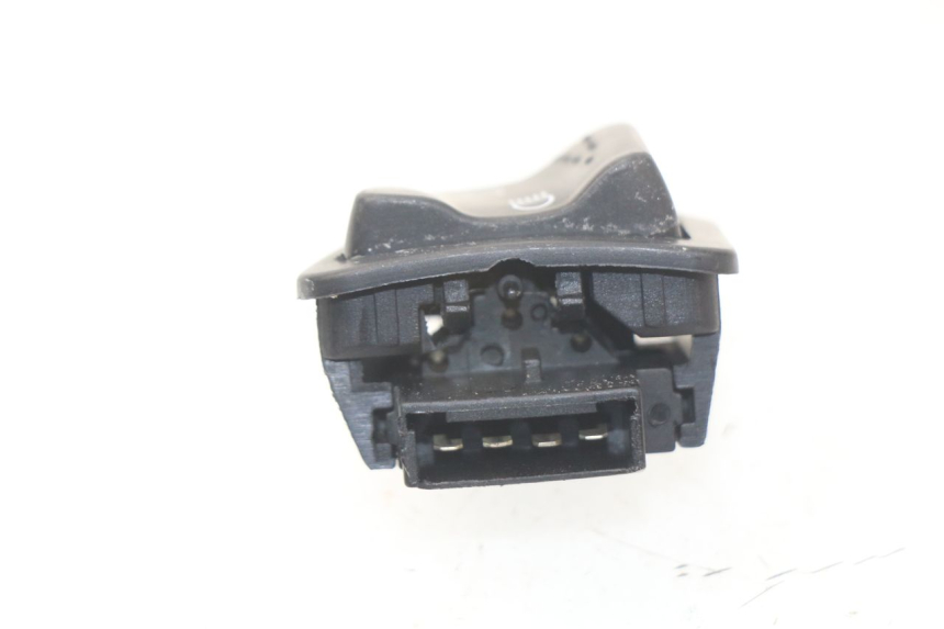 photo de INTERRUPTOR DE LUZ ALTA PIAGGIO ZIP 2T 50 (2009 - 2019)