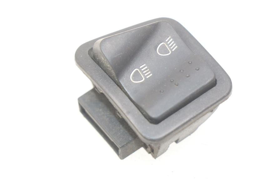 photo de INTERRUPTOR DE LUZ ALTA PIAGGIO ZIP 2T 50 (2009 - 2019)